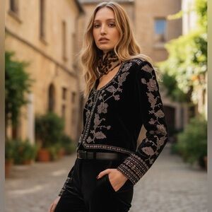 NWT Zara Black and Silver Embroidered Velvet Blazer with Beaded Detailing Sz XS